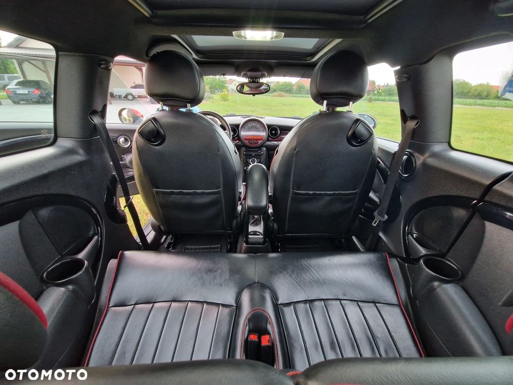 MINI Clubman Cooper SD - 18