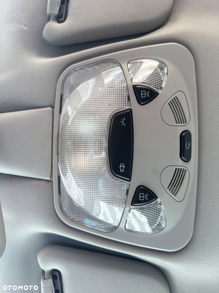 Mercedes-Benz Klasa C 200 Kompressor Avantgarde - 24