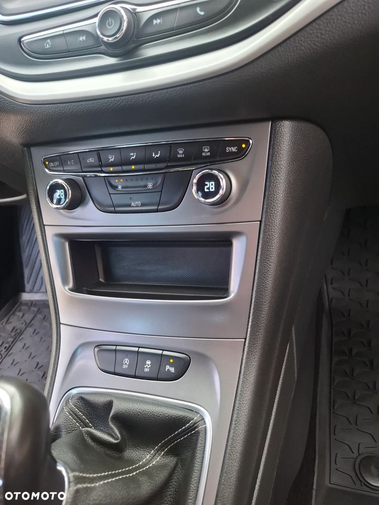 Opel Astra 1.6 CDTI Dynamic - 14