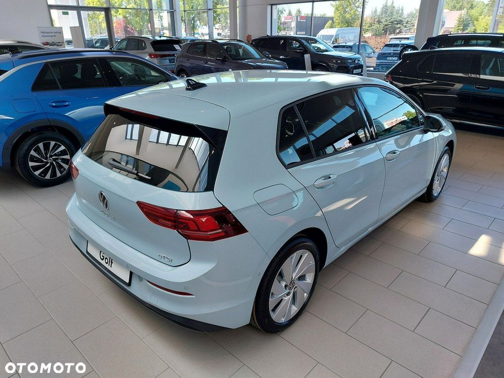 Volkswagen Golf 1.5 eTSI mHEV Life Plus DSG - 5