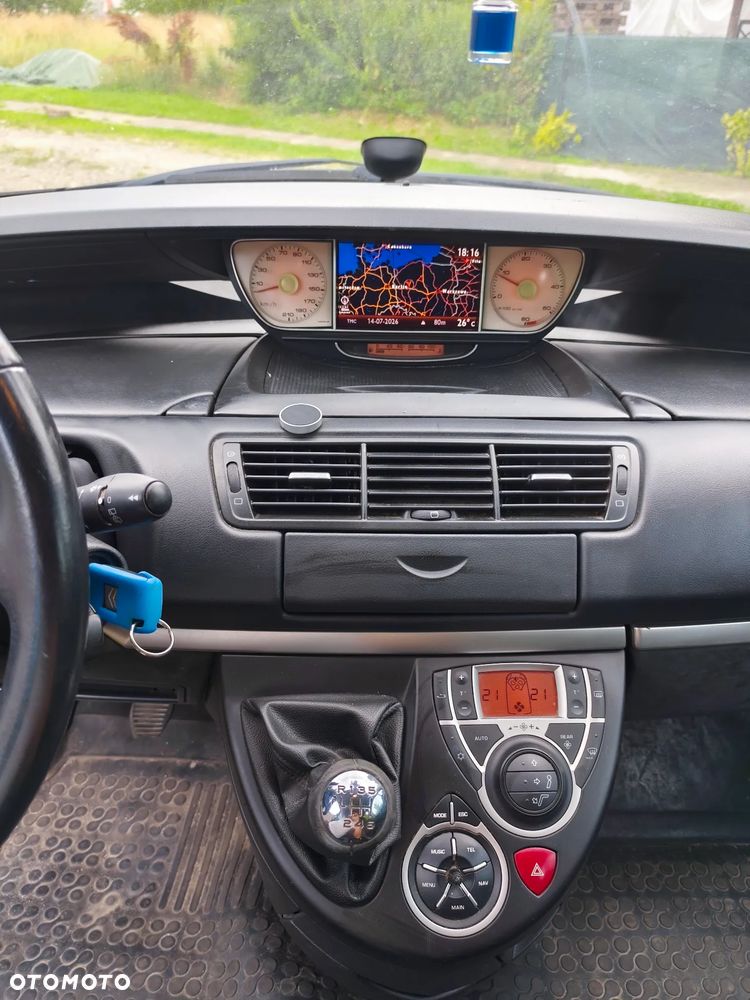Citroën C8 2.2 HDi Exclusive - 2