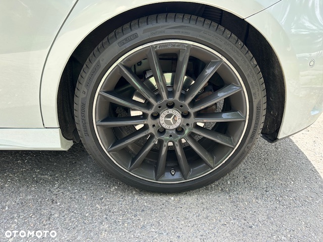 Mercedes-Benz Klasa A 220 AMG Line 7G-DCT - 13