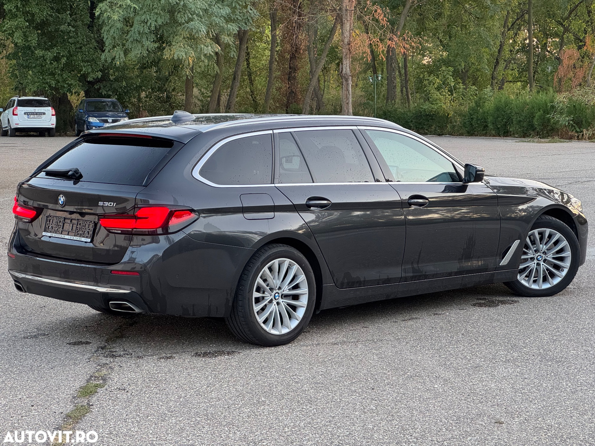 BMW Seria 5 530i Touring Aut. Luxury Line - 14