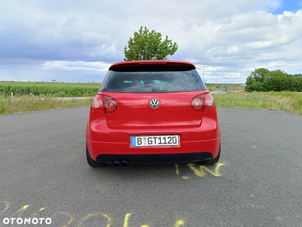 Volkswagen Golf 2.0 GTI Pirelli - 8