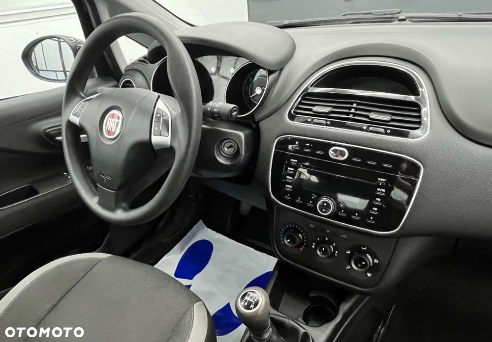 Fiat Grande Punto - 9