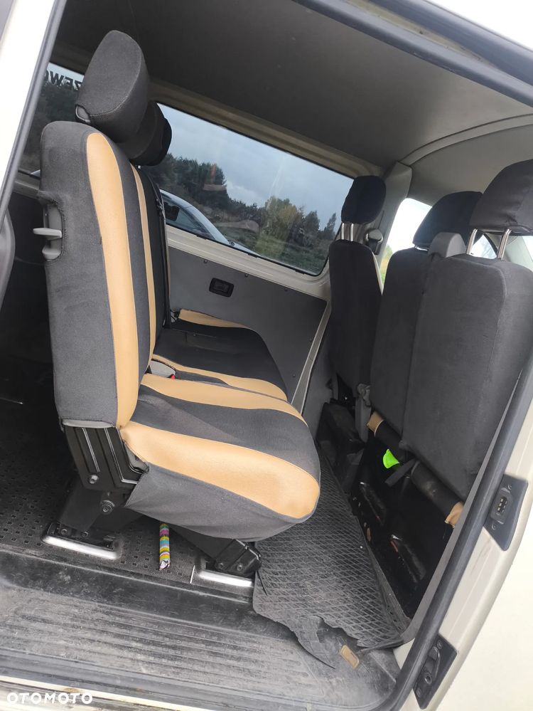 Volkswagen Transporter T5 TDI L1H1 - 9