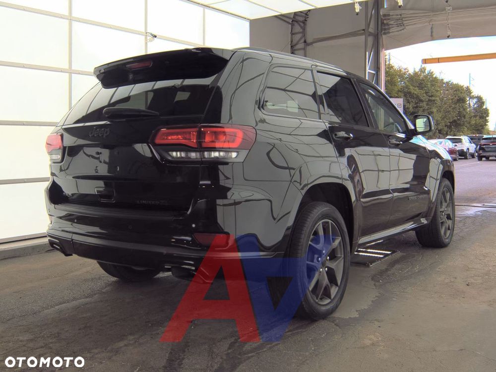 Jeep Grand Cherokee - 3
