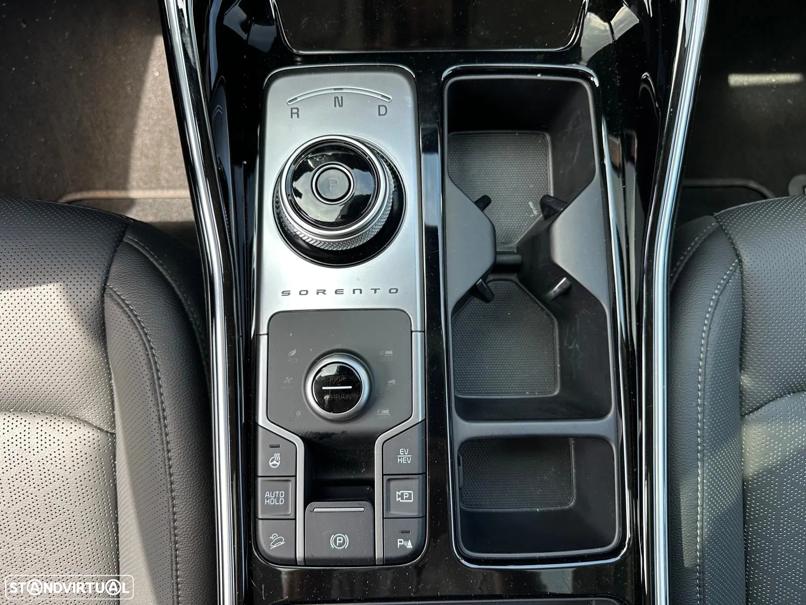 Kia Sorento 1.6 T-GDI PHEV Concept - 15