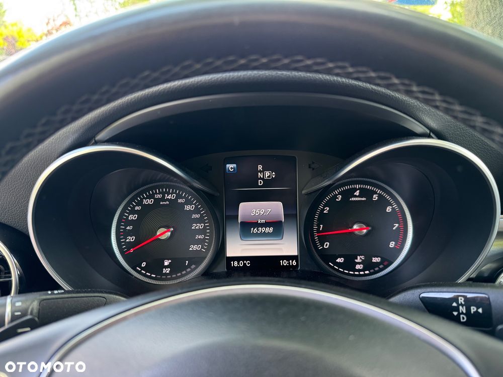 Mercedes-Benz Klasa C 200 7G-TRONIC - 23