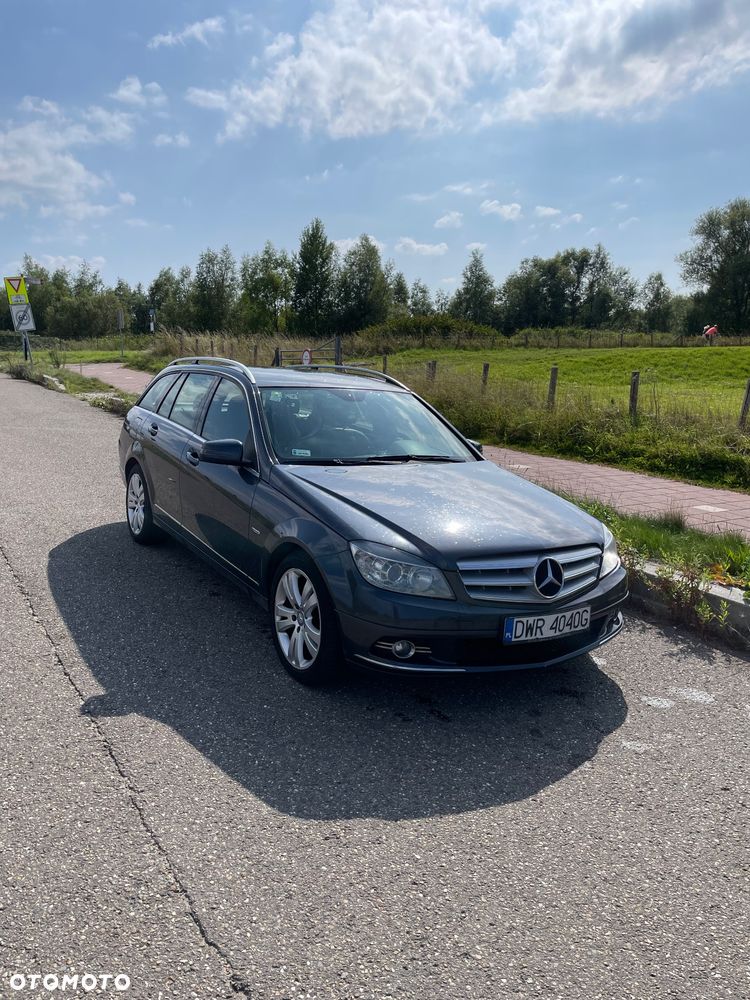 Mercedes-Benz Klasa C 200 CDI DPF Automatik BlueEFFICIENCY Avantgarde - 1