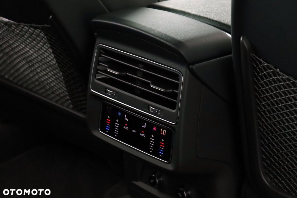 Audi SQ8 - 20
