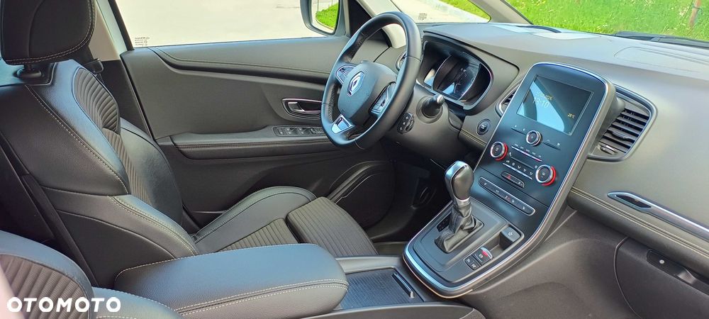 Renault Grand Scenic - 6