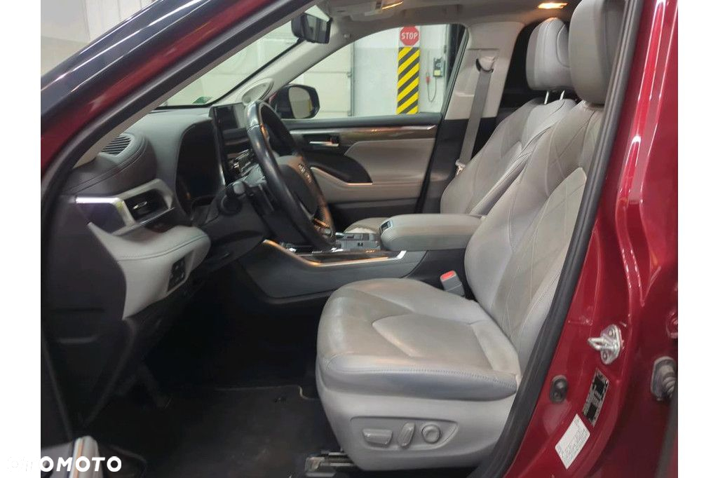 Toyota Highlander - 5