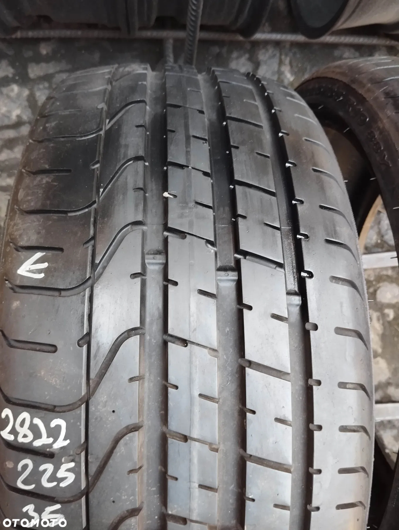 Pirelli P Zero 225 35 19 (88Y) 2szt letnie - 3