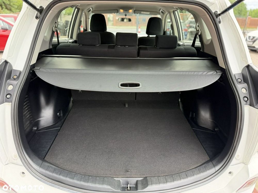 Toyota RAV4 - 24