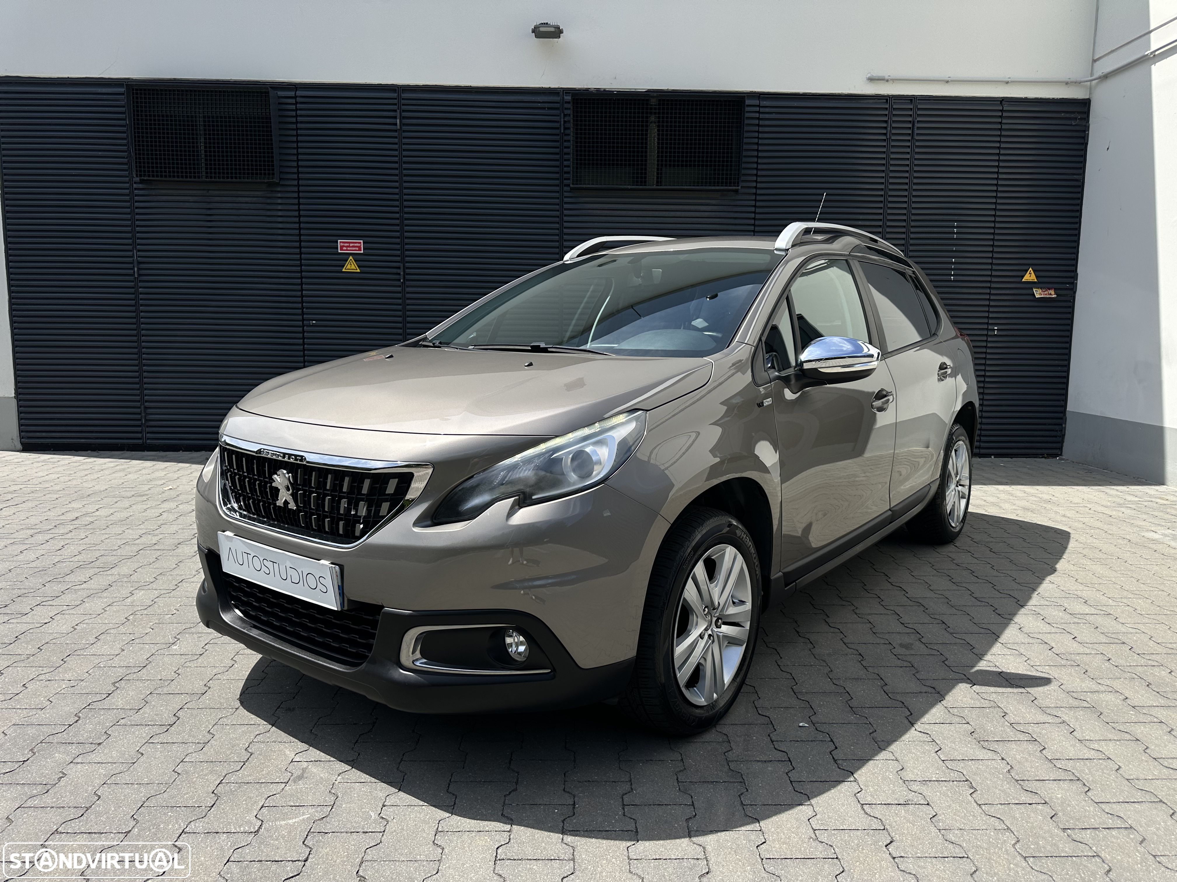 Peugeot 2008 PureTech 100 Style - 1