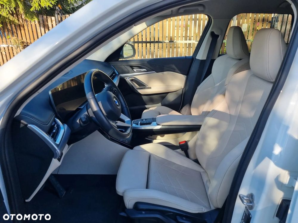 BMW X1 sDrive18i xLine - 22