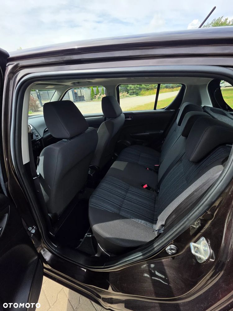 Suzuki Swift 1.3 DDiS GLX / Comfort - 16