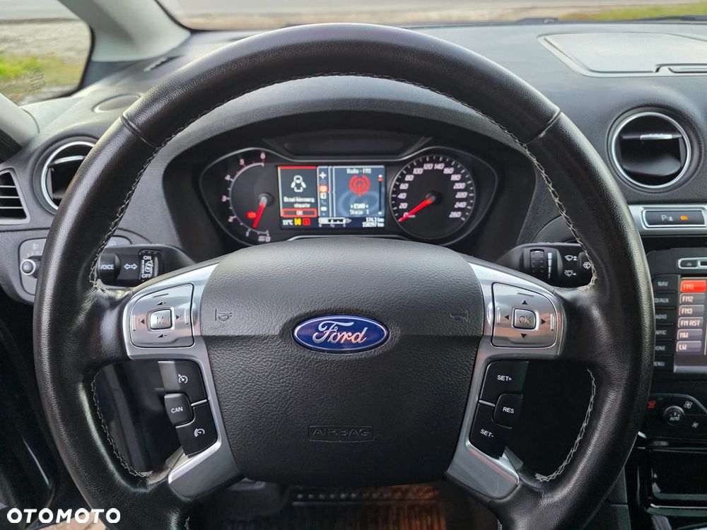 Ford S-Max 2.0 TDCi DPF Titanium - 17