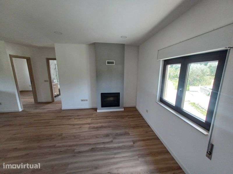 Apartamento T2 Meirinhas - Grande imagem: 3/6
