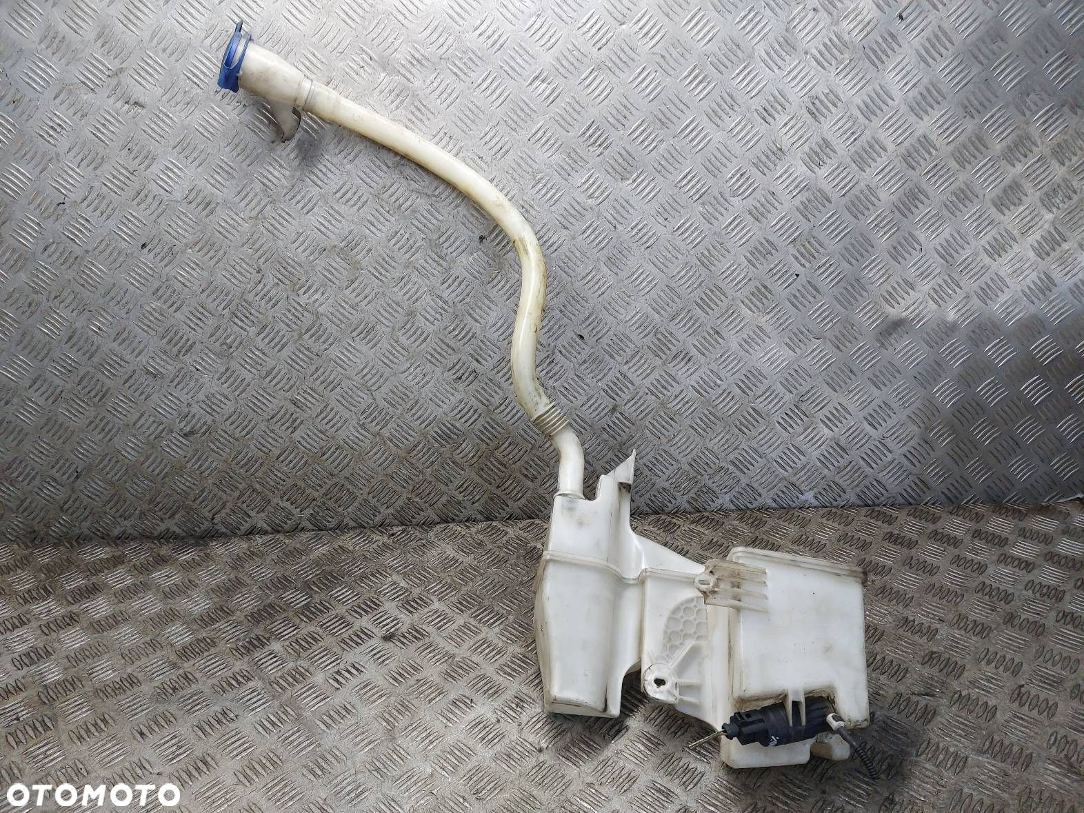 ZBIORNICZEK PŁYNU SPRYSKIWACZY TRANSPORTER T5 VW T5 7H0955453L - 2