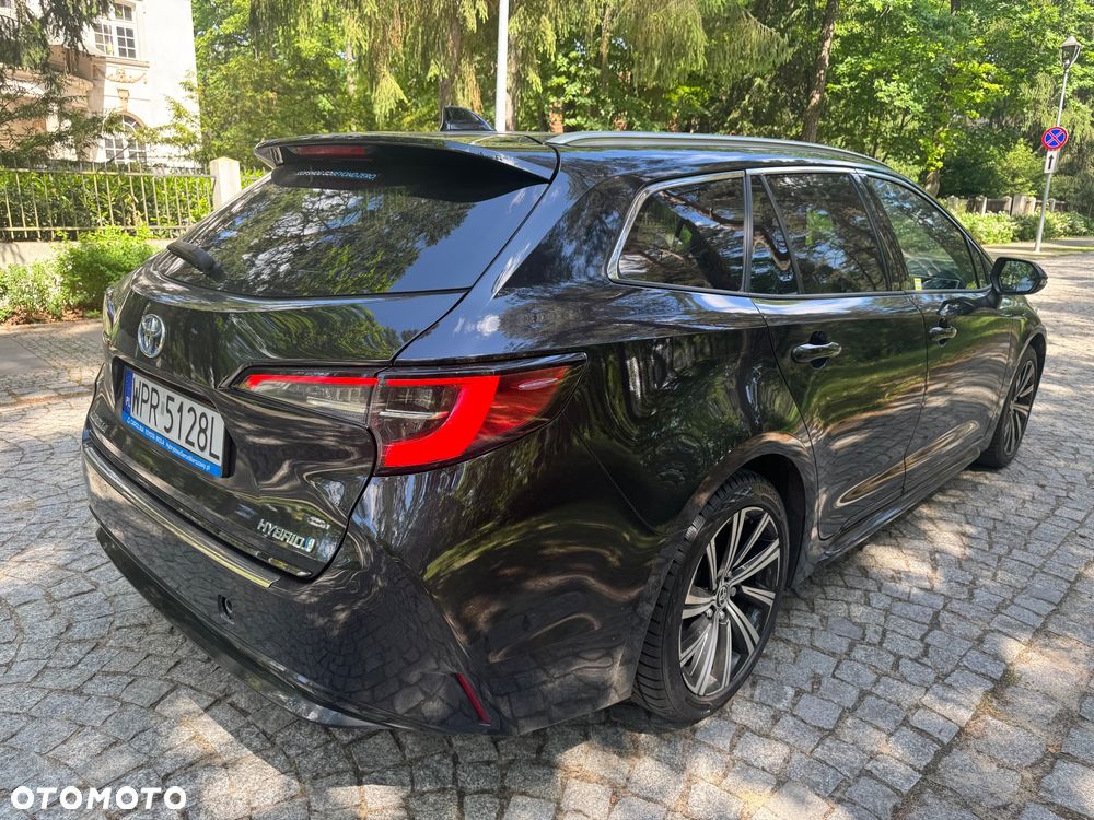 Toyota Corolla 1.8 Hybrid Executive - 11