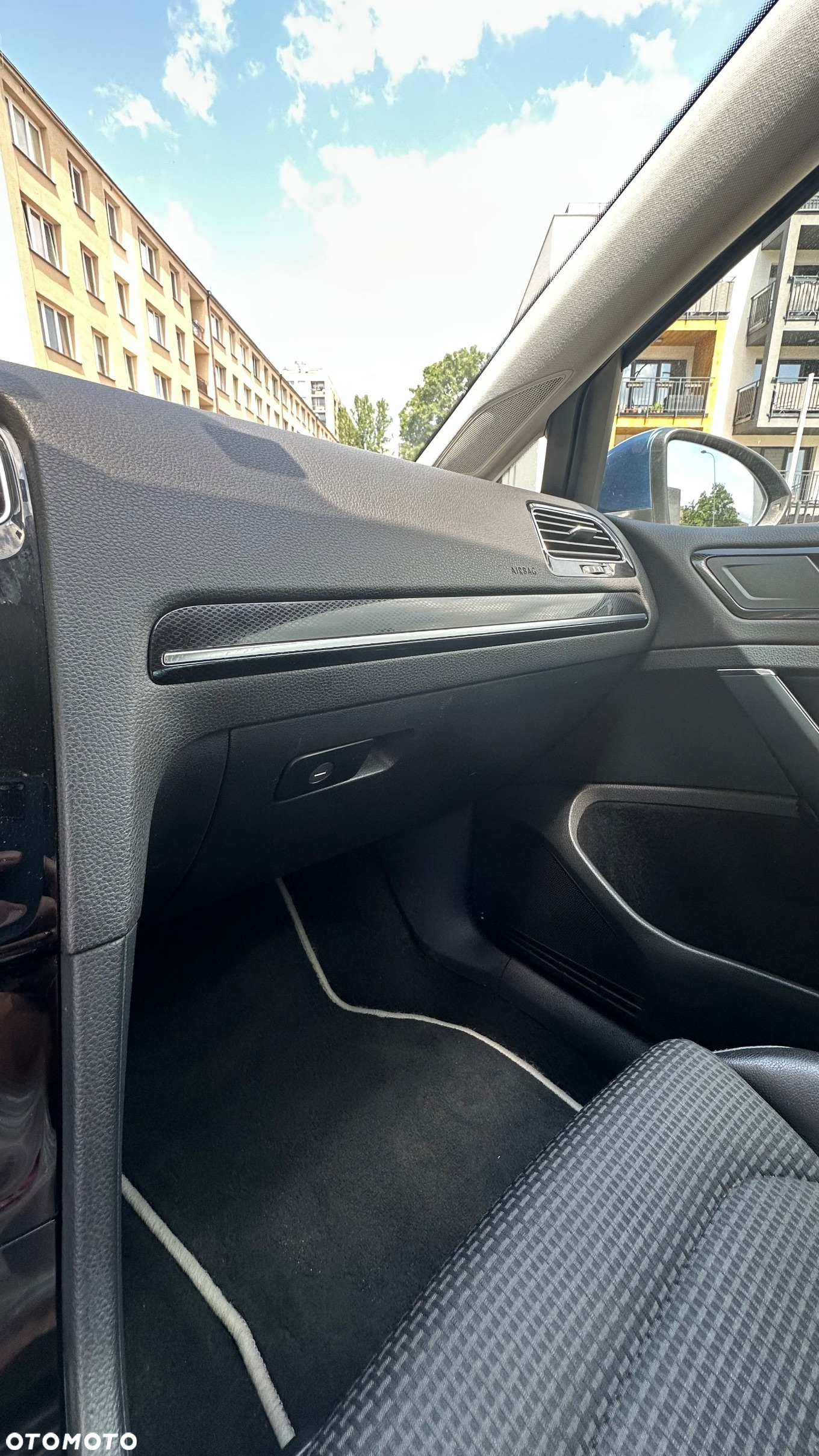 Volkswagen Golf - 15