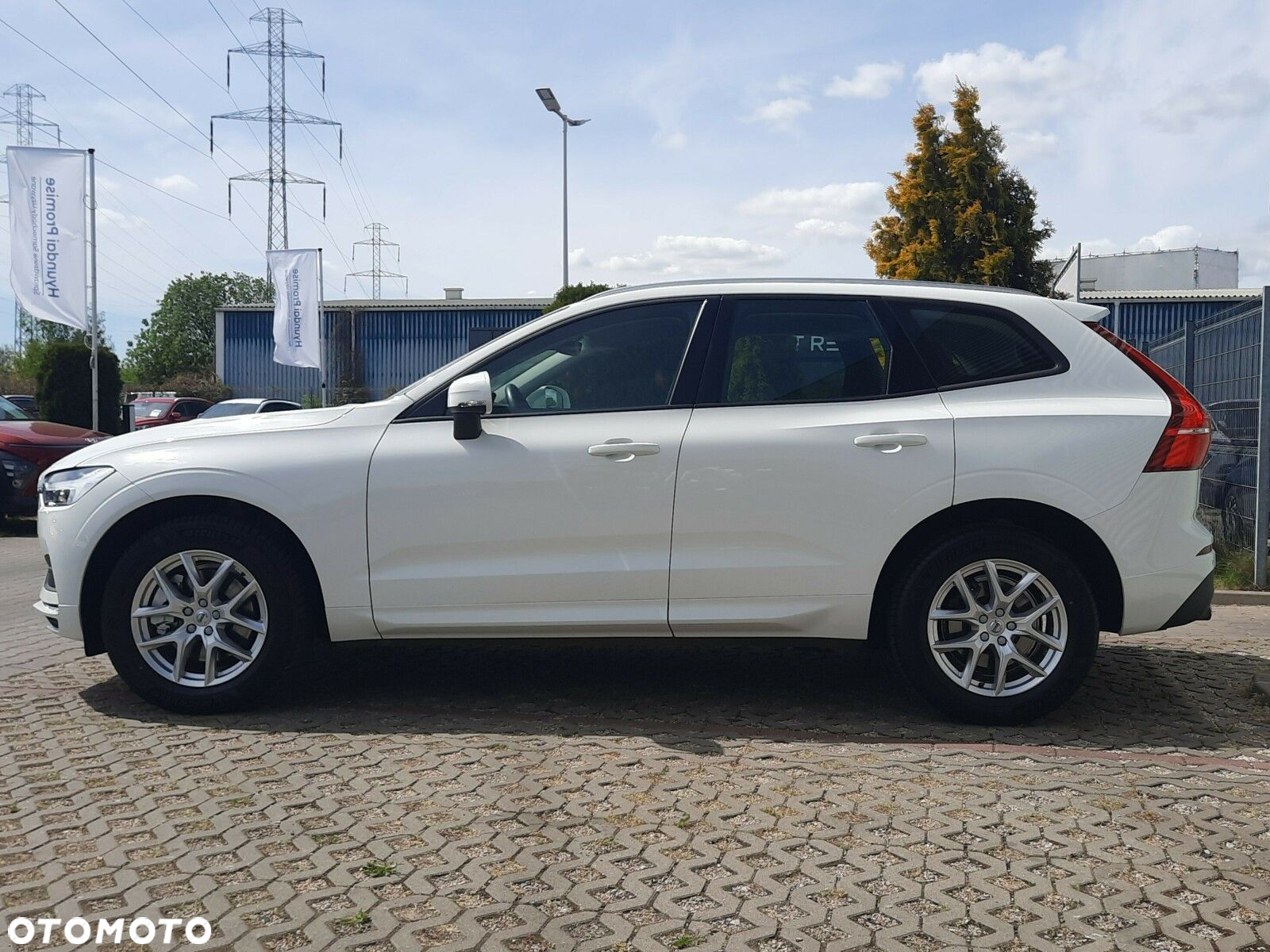 Volvo XC 60 B4 B Momentum - 13
