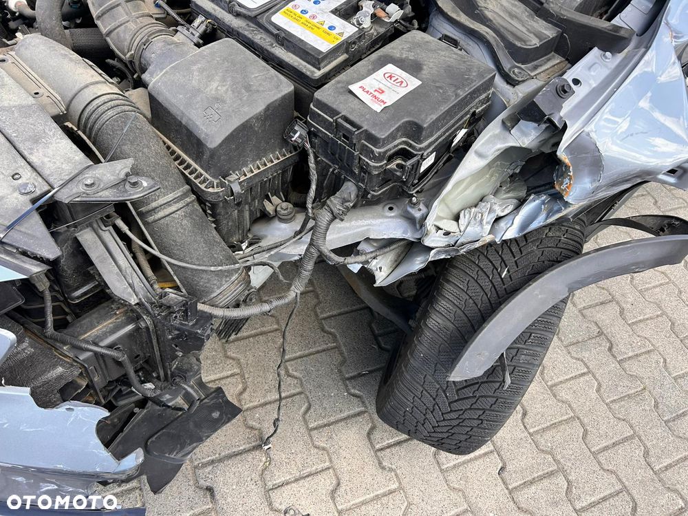 Kia XCeed 1.5 T-GDI M - 10