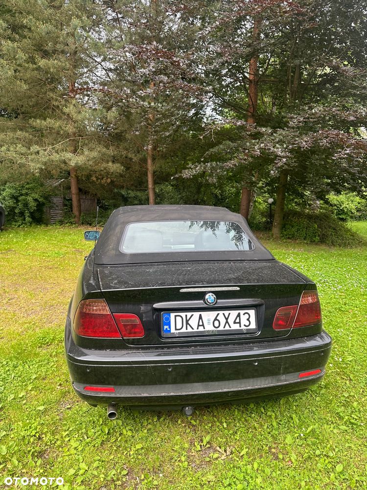 BMW Seria 3 318i - 3
