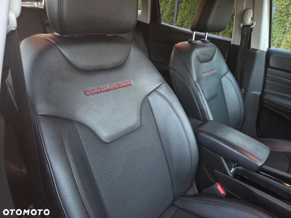 Jeep Compass 1.3 T4 4xe Automatik Trailhawk - 19
