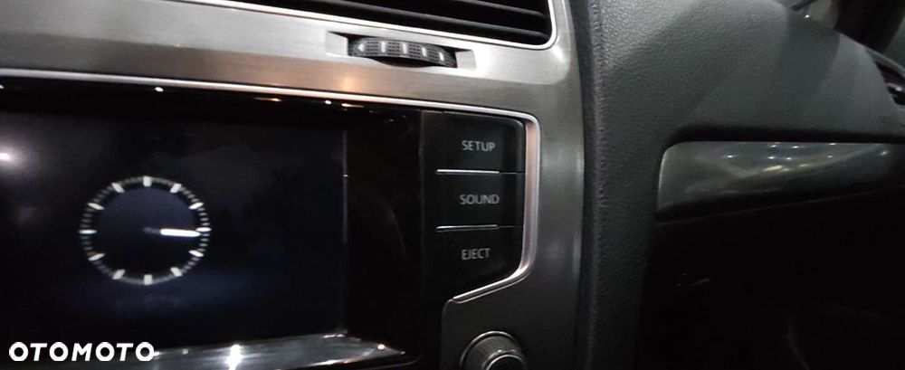 Volkswagen Golf - 30