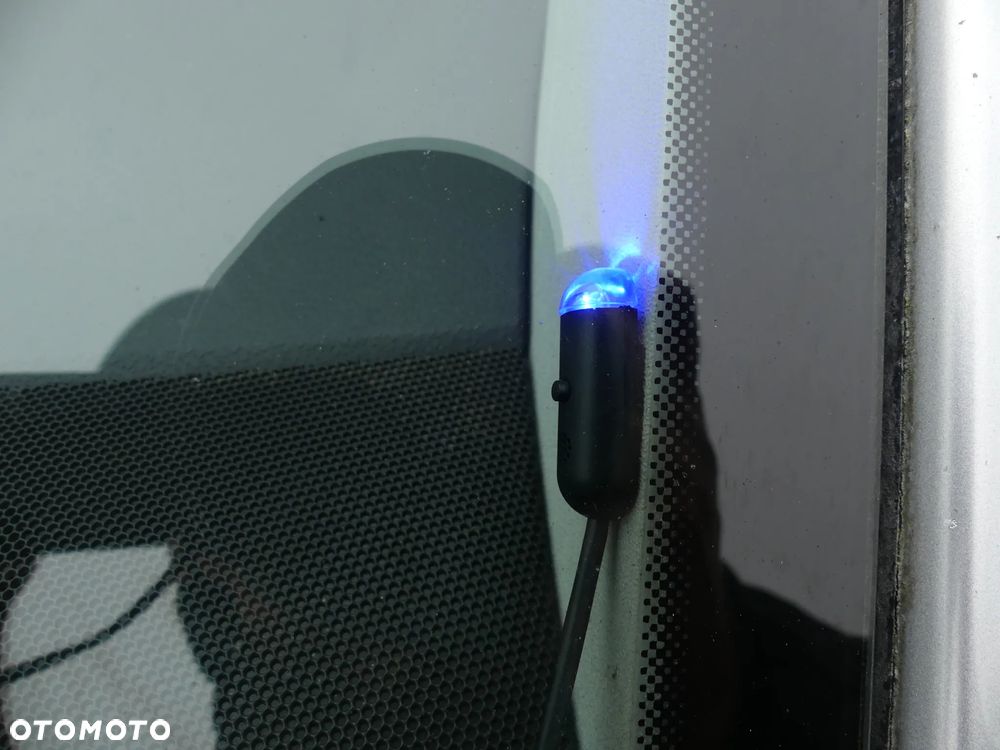 Volkswagen Transporter - 30