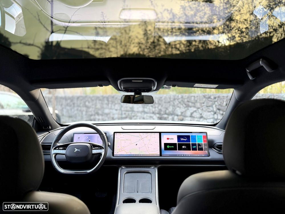 Xpeng G9 98 kWh Long Range - 36