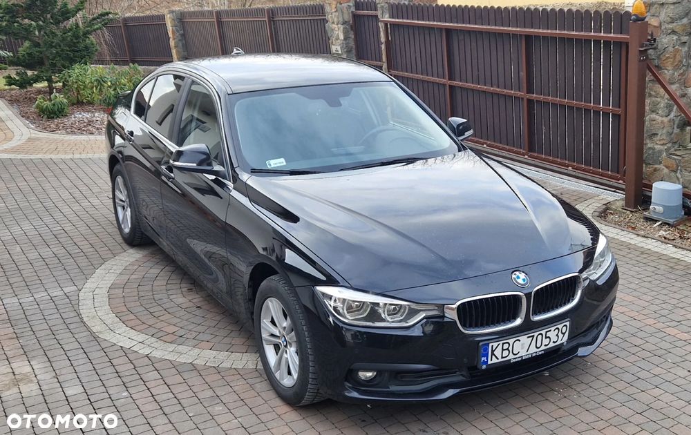 BMW Seria 3 318d xDrive - 4