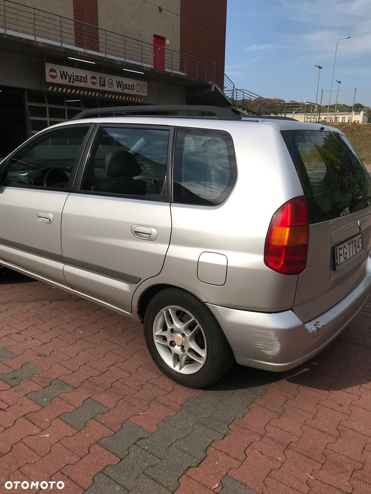 Mitsubishi Space Star 1999 photo 3