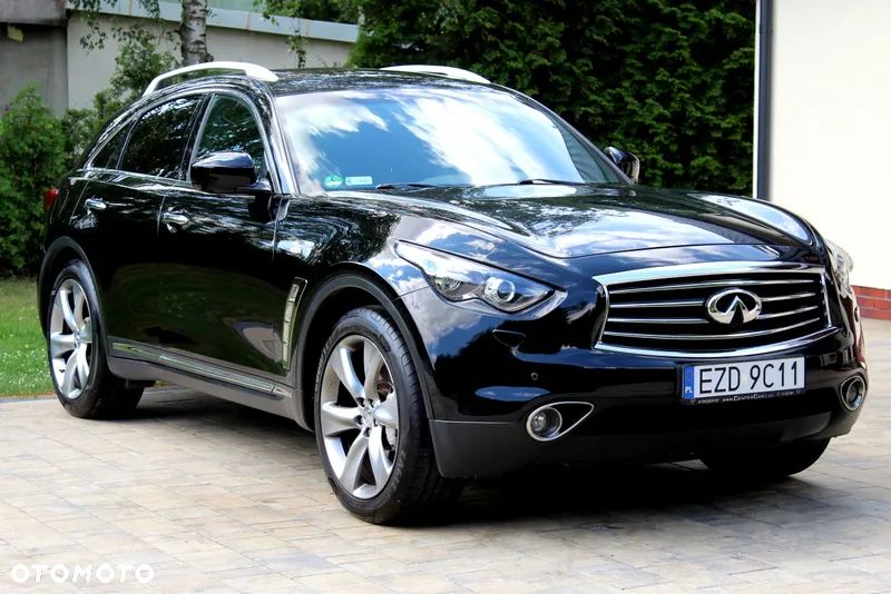 Infiniti QX70