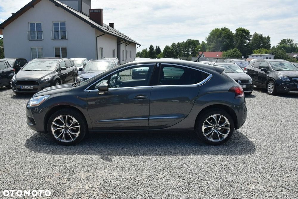 Citroën DS4 1.6 THP SoChic - 16