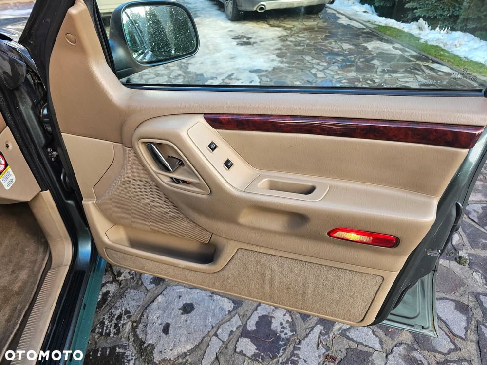 Jeep Grand Cherokee - 17