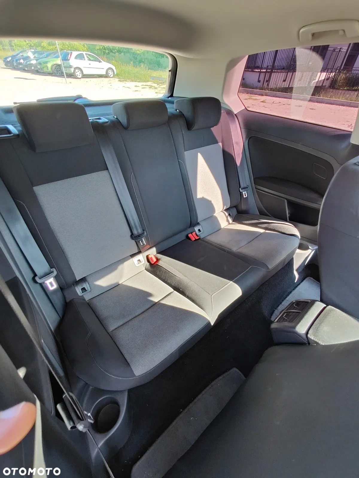 Volkswagen Golf - 18
