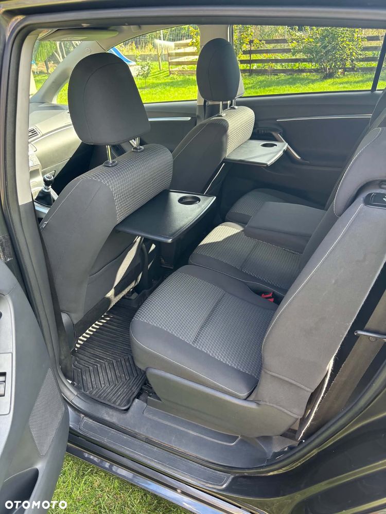 Toyota Verso 1.6 D-4D Premium 7os - 10
