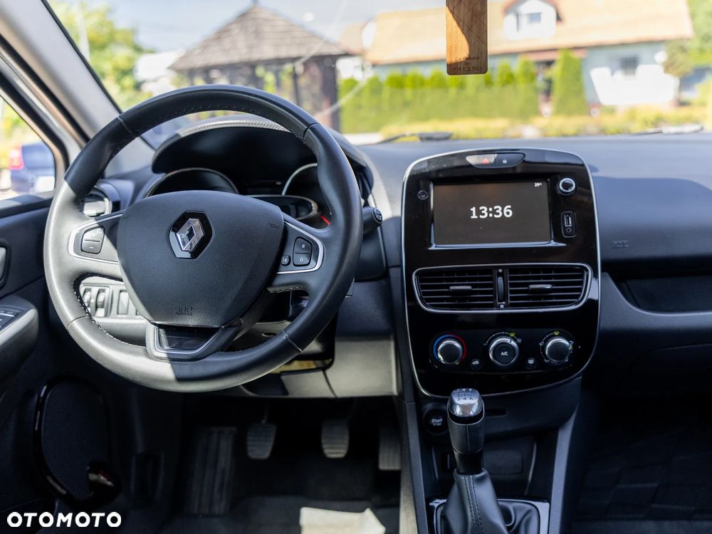 Renault Clio - 2