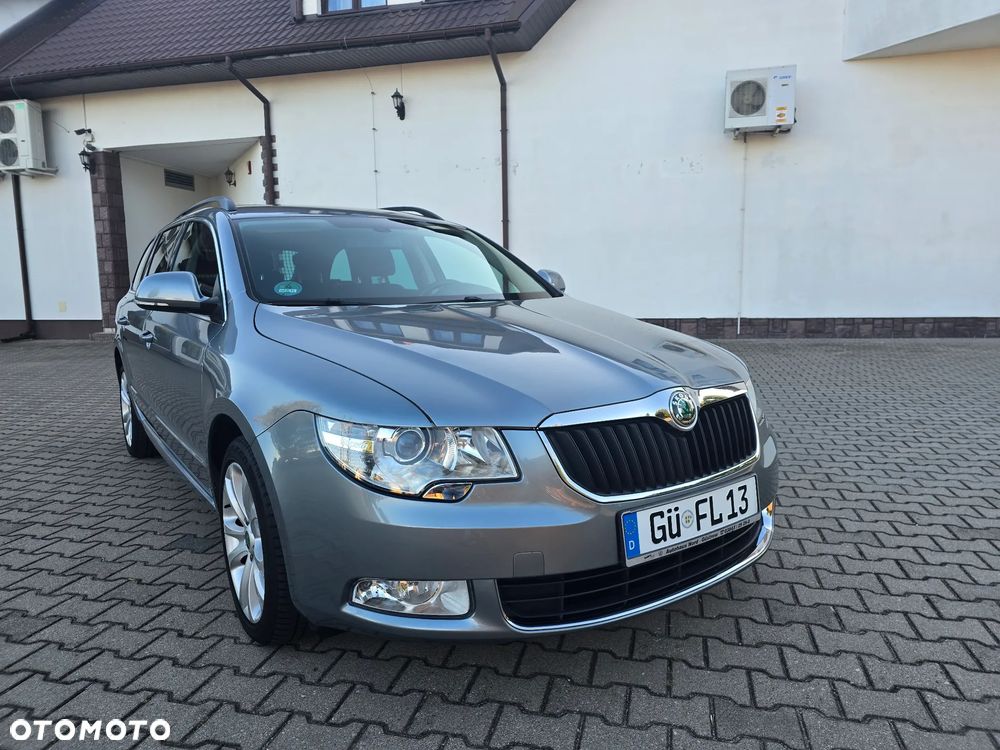 Skoda Superb 2.0 TDI Elegance DSG - 1