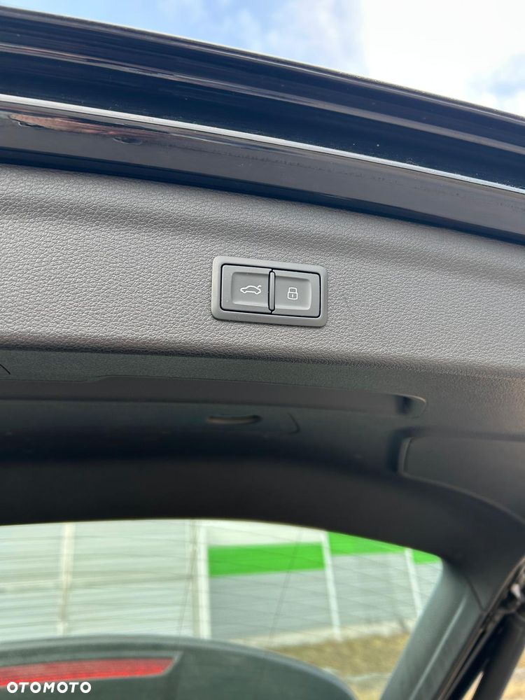 Audi Q3 2.0 TDI S tronic - 10