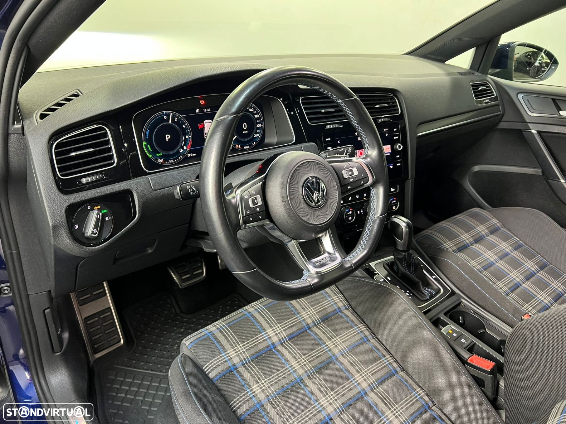 VW Golf 1.4 TSI GTE DSG - 5