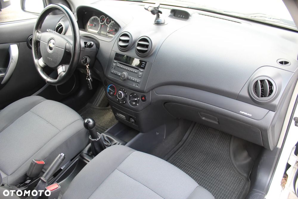 Chevrolet Aveo 1.2 16V Base+ / Classic+ - 13