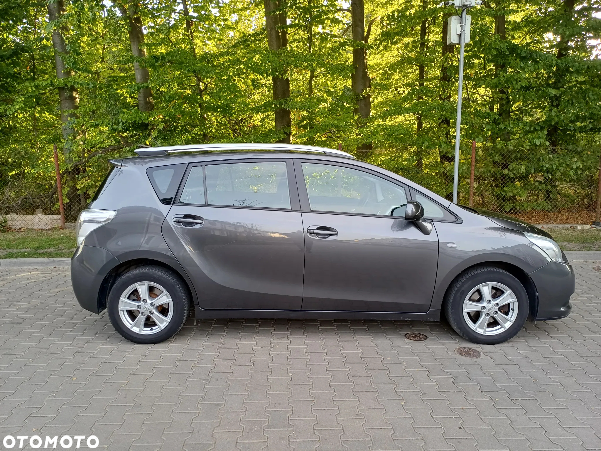 Toyota Verso 1.8 Sol EU5 - 11