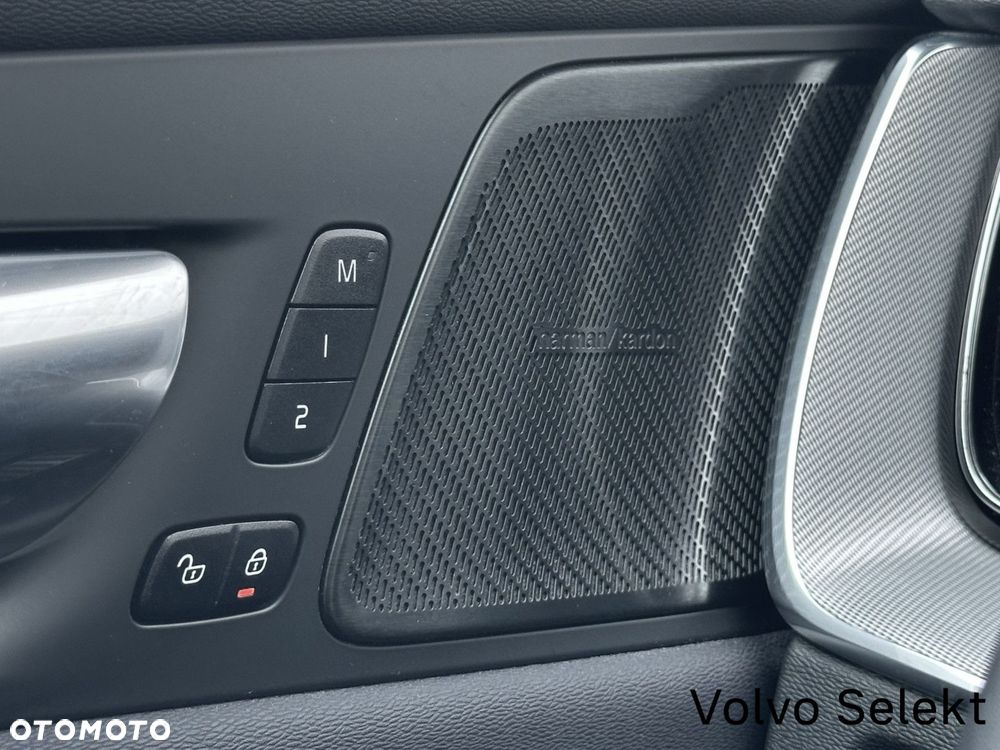 Volvo XC 60 - 31