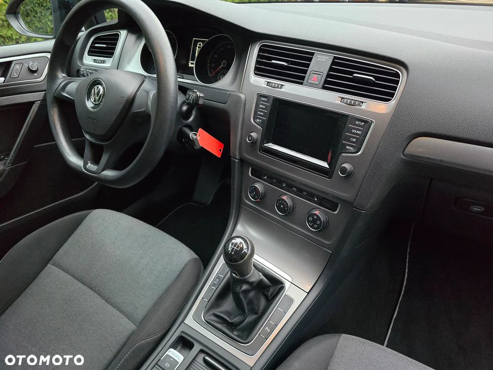 Volkswagen Golf Variant - 21