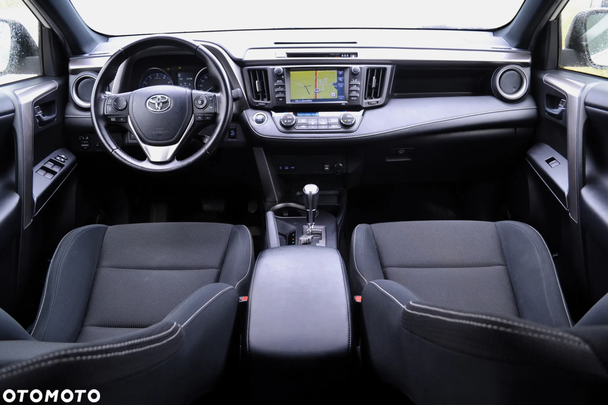 Toyota RAV4 2.0 Premium 4x4 MS - 8